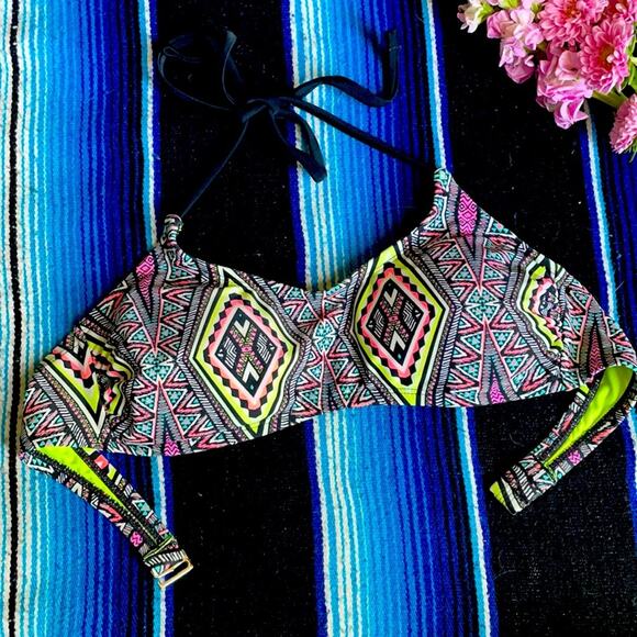 Xhilaration bikini swim top padded Aztec print S - Picture 1 of 4
